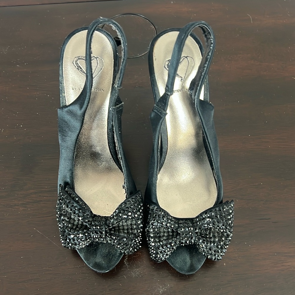 Adorable satin sling back platform stilettos with rhinestones toe bows